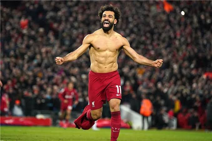 تعليق الملك المصري بعد حصوله على لقب الهداف التاريخي للريدز بالدوري الإنجليزي تعليق الملك المصري بعد حصوله على لقب الهداف التاريخي للريدز بالدوري الإنجليزي