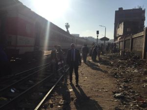 رفع العربات وتسييير حركه القطارات بعد حادث قطار قليوب