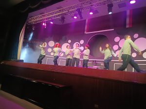 جامعة بنها تستضيف الفنان سامح حسين