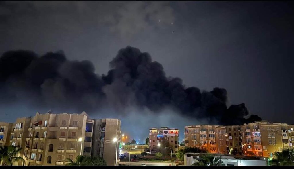 اندلاع حريق بمصنع مراتب بالعبور