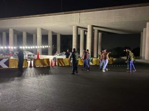 صور - تحويلات مرورية جديدة بسبب هبوط أرضي بكوبري الفحص ببنها