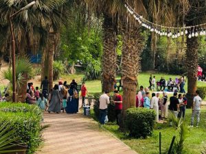 صور .. إقبال المواطنين على حدائق القناطر في ثالث أيام العيد