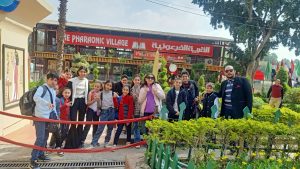 محاكاة علمية بين الماضي والحاضر لشبان بنها داخل القرية الفرعونية