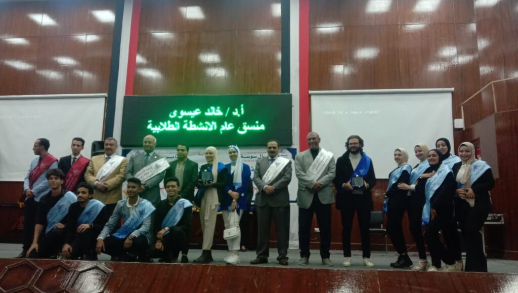 رئيس جامعة بنها: الاتحادات الطلابية هي مصنع القيادات المستقبلية