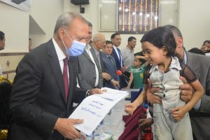 محافظ القليوبية يُكرِم حفظة القرآن الكريم بشبرا الخيمة - صور