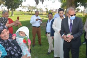 محافظ القليوبية يتفقد حدائق القناطر الخيرية لتقديم التهنئة بمناسبة عيد الفطر