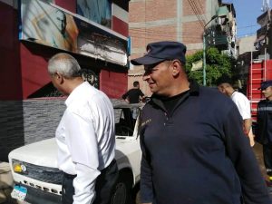 السيطرة على حريق داخل سيارة بمدينة بنها دون خسائر بالأرواح - صور