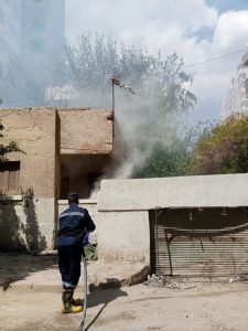 صور - السيطرة على حريق داخلا فيلا بمدينة بنها