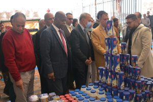 محافظ القليوبية يفتتح معرض «أهلاً رمضان» بقرية ميت عاصم ببنها