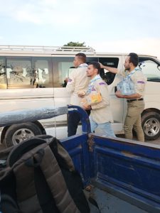 جوالة مركز شباب قلما ينفذون مبادرة إفطار الطريق لإطعام المسافرين على الطريق الزراعي بالقليوبية