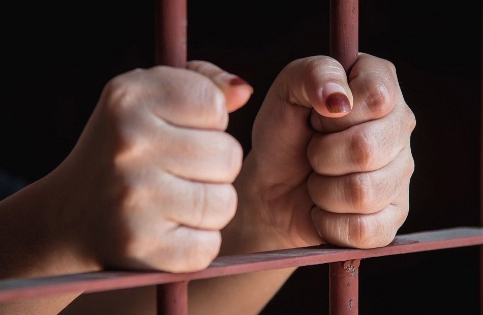 ضبط ربة منزل هاربة من 24 سنة حبس ببنها ضبط ربة منزل هاربة من 24 سنة حبس ببنها