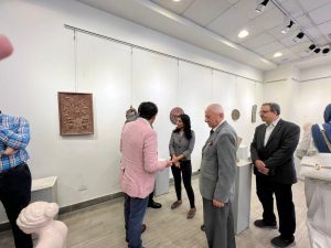 أعمال فنية ومشاريع تخرج .. افتتاح معرض "الرحلة" لطلاب النحت والتشكيل المعماري بتطبيقية بنها