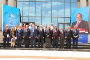 وزير التعليم العالي يتفقد جامعة بنها الأهلية ويشهد الاجتماع الأول لمجلس الأمناء - صور