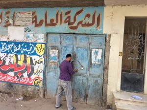 محافظ القليوبية: تحرير 35 محضر مخالفة بمحطات الوقود ومحلات ومنشآت طبية