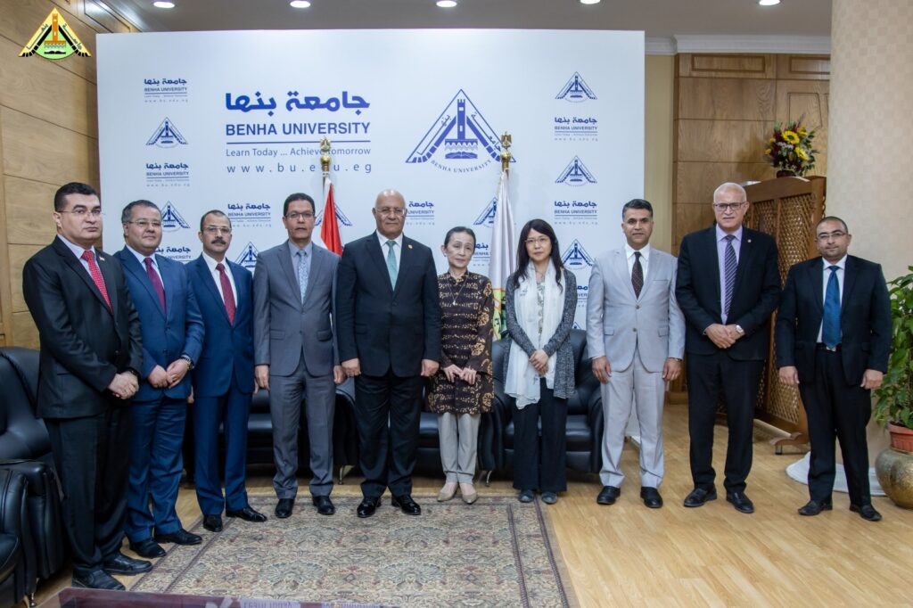رئيس جامعة بنها يستقبل وفدا من الهيئات اليابانية العاملة في مصر