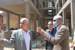 محافظ القليوبية يتفقد أعمال إنشاء مبنى الإدارة الزراعية وموقف السيارات بكفر شكر