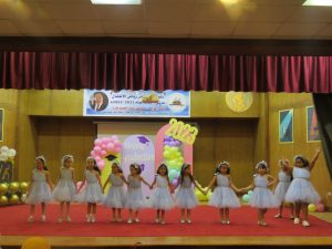 اطفال صغار وحلم كبير.. حفل تخريج دفعة جديدة من رياض الاطفال بشبان بنها