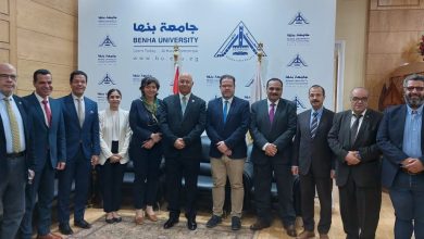 رئيس جامعة بنها يستقبل وفدا من خبراء منظمة التعاون الاقتصادي والتنمية