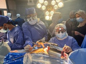 إنقاذ حياة رضيع ابتلع 4 قطع كاملة من السوداني بمستشفى بنها الجامعي - صور 