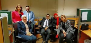 تكريم الدكتورة أماني إبراهيم وفريق العمل على جهودهم في حياة كريمة