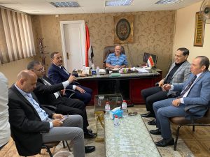 نواب شبرا الخيمه يلتقون بممثل وزارة البترول ورئيس حي شرق لحل مشكلة القمامة