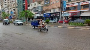 رغم ارتفاع الحرارة .. سقوط أمطار خفيفة بالقليوبية (صور)