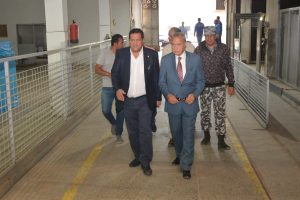 محافظ القليوبية يتفقد عدد من المصانع بمدينة الخانكة ويؤكد على دعم المستثمرين (صور)