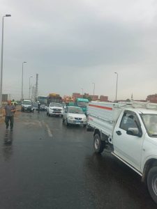 رغم ارتفاع الحرارة .. سقوط أمطار خفيفة بالقليوبية (صور)