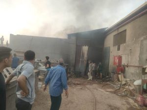 السيطرة على حريق في مصنع لأعواد الكبريت بالقليوبية (صور)