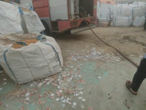 السيطرة على حريق في مصنع لأعواد الكبريت بالقليوبية (صور)