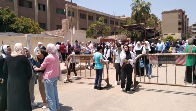 تباين آراء طلاب الثانوية العامة حول امتحان الفيزياء والتاريخ بالقليوبية (صور) 