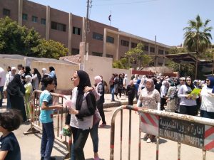 تباين آراء طلاب الثانوية العامة حول امتحان الفيزياء والتاريخ بالقليوبية (صور) 