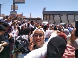 بالزغاريد والبلالين.. طلاب الثانوية العامة بالقليوبية يحتفلون بانتهاء ماراثون الامتحانات (صور) 