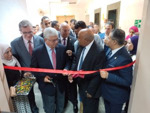 وزير التعليم العالي يفتتح أعمال تطوير مستشفى بنها الجامعي