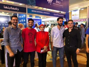 إقبال طلابي كبير أمام جناح جامعة بنها في معرض "ايديوجيت" (صور)