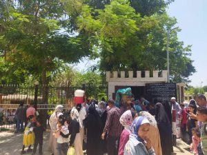 في رابع أيام العيد .. حدائق القناطر تواصل استقبال المواطنين (صور)