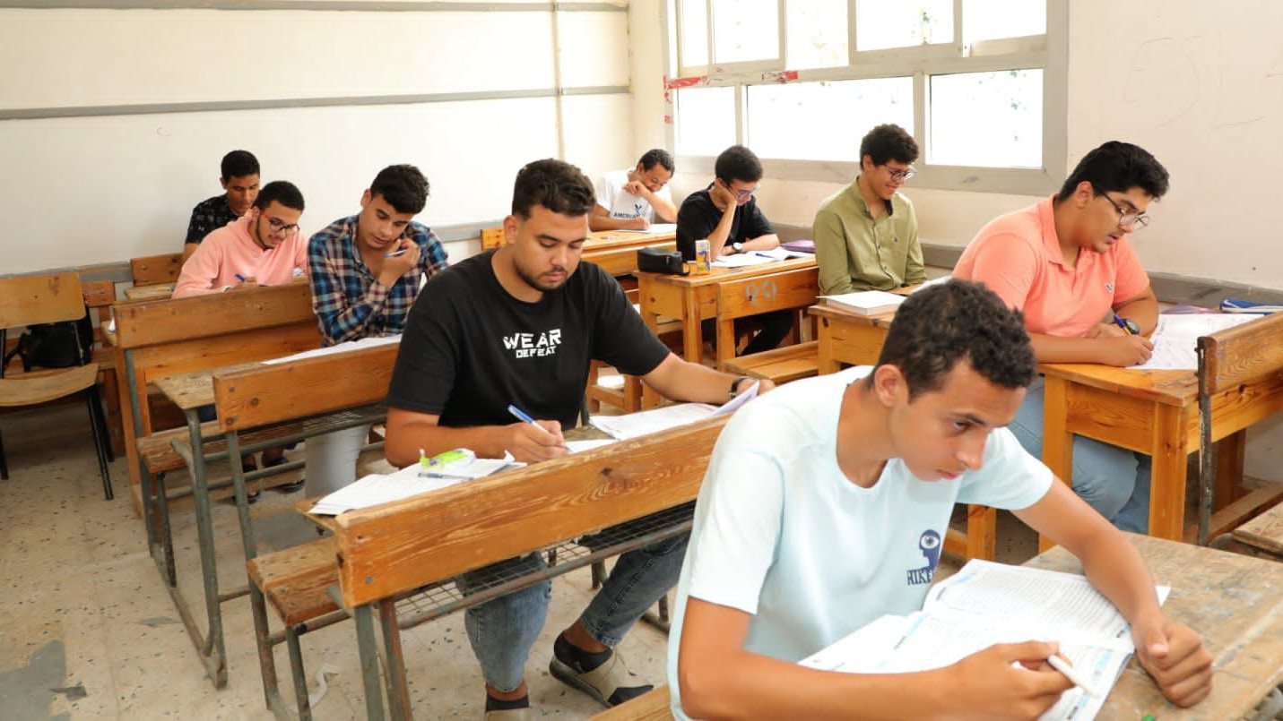 فتح فصول خدمات بمرحلة الثانوي العام عقب انتهاء التقديم في تنسيق الثانوية بالقليوبية