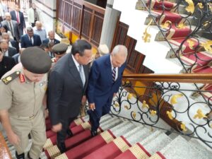 وزير التنمية المحلية يصل إلى محافظة القليوبية لتفقد وافتتاح عدد من المشروعات التنموية والخدمية