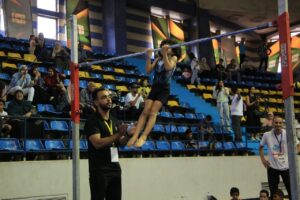 ابن الشبان مسلم مصطفى محمد رزق يحصد الميدالية الذهبية للجمباز الفنى