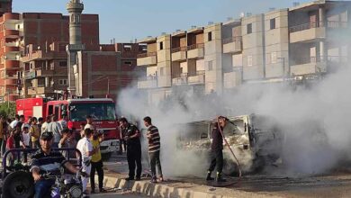 اشتعال حريق في سيارة ميكروباص بمدينة الخانكة 