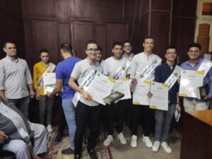 الشعب الجمهوري يكرم أوائل الشهادات الثانوية العامة والأزهرية