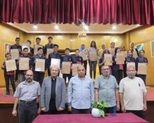 الشبان تحتفل بأوائل طلاب الصف الأول والثانى بالمرحلة الإعدادية