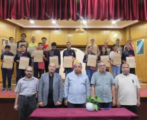 الشبان تحتفل بأوائل طلاب الصف الأول والثانى بالمرحلة الإعدادية