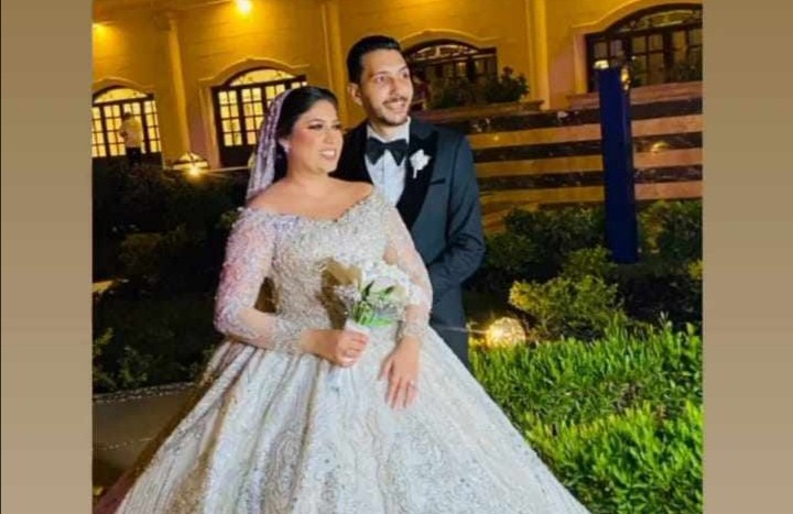 ألف مبروك الزفاف السعيد