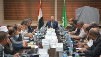 محافظ القليوبية يترأس اجتماعًا للوقوف على كافة الاستعدادات النهائية لاستقبال العام الدراسي الجديد