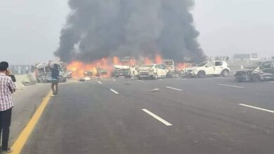 32 جثة و57 مصابًا.. تزايد ضحايا حادث صحراوي البحيرة