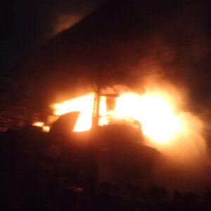 السيطرة على حريق اندلع في منزل مكون من 4 طوابق بشبين القناطر 