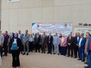 رئيس جامعة بنها يتفقد الدراسة في 3 كليات (صور)