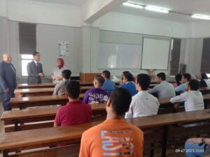 رئيس جامعة بنها يتفقد الدراسة في 3 كليات (صور)