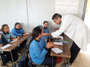 جامعة بنها تواصل القوافل الطبية المتخصصة فى أمراض العيون بقرية كفر عابد بطوخ